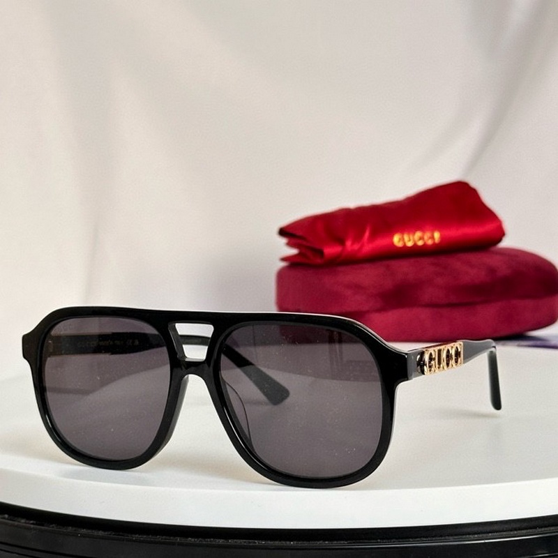 Gucci Sunglasses 226